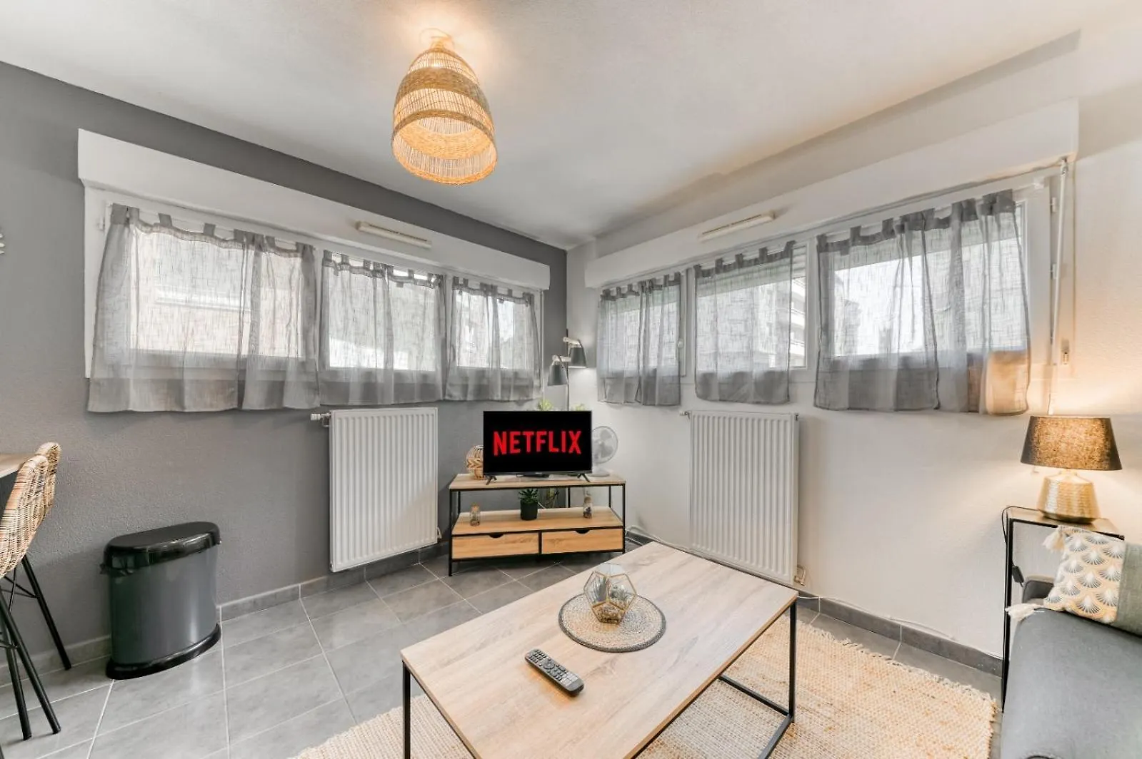 Joli Studio Haut Standing A 100M Du Tram T3 Villeurbanne Apartment